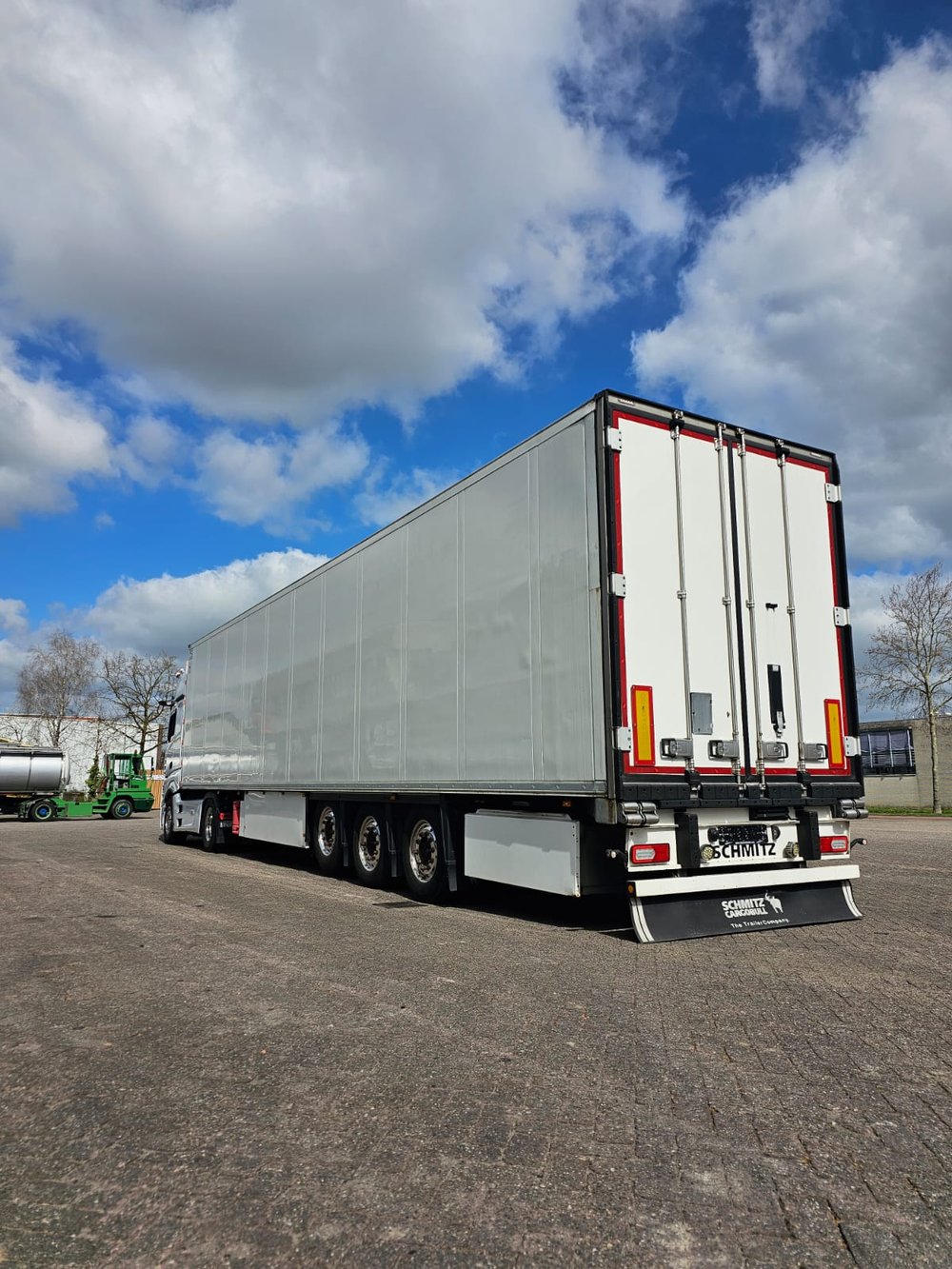 Schmitz Cargobull полуприцеп